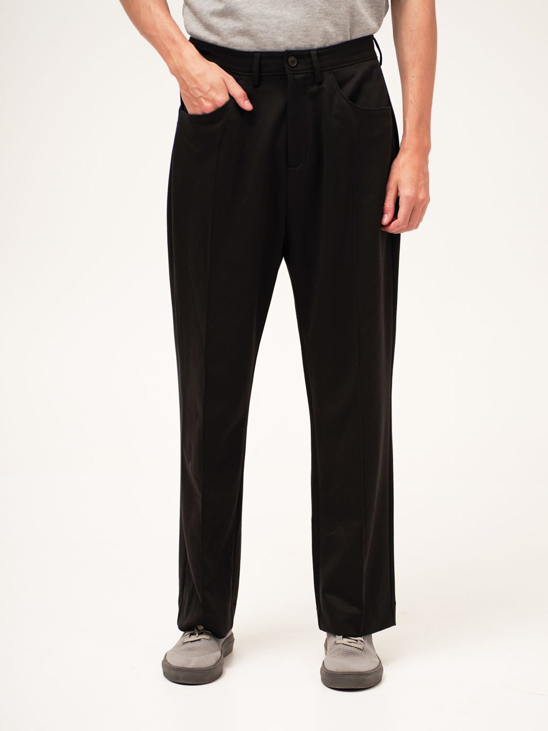 

The Pant Project Men Gothic Black Relaxed Fit Pintuck Pants