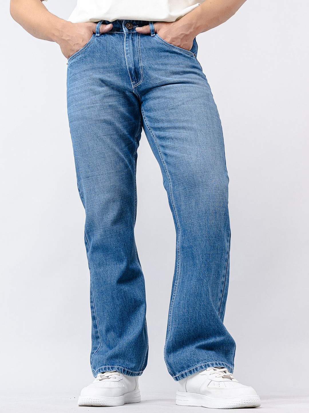 

Tistabene Men Mid-Rise Clean Look Light Fade Straight Fit Stretchable Jeans, Blue