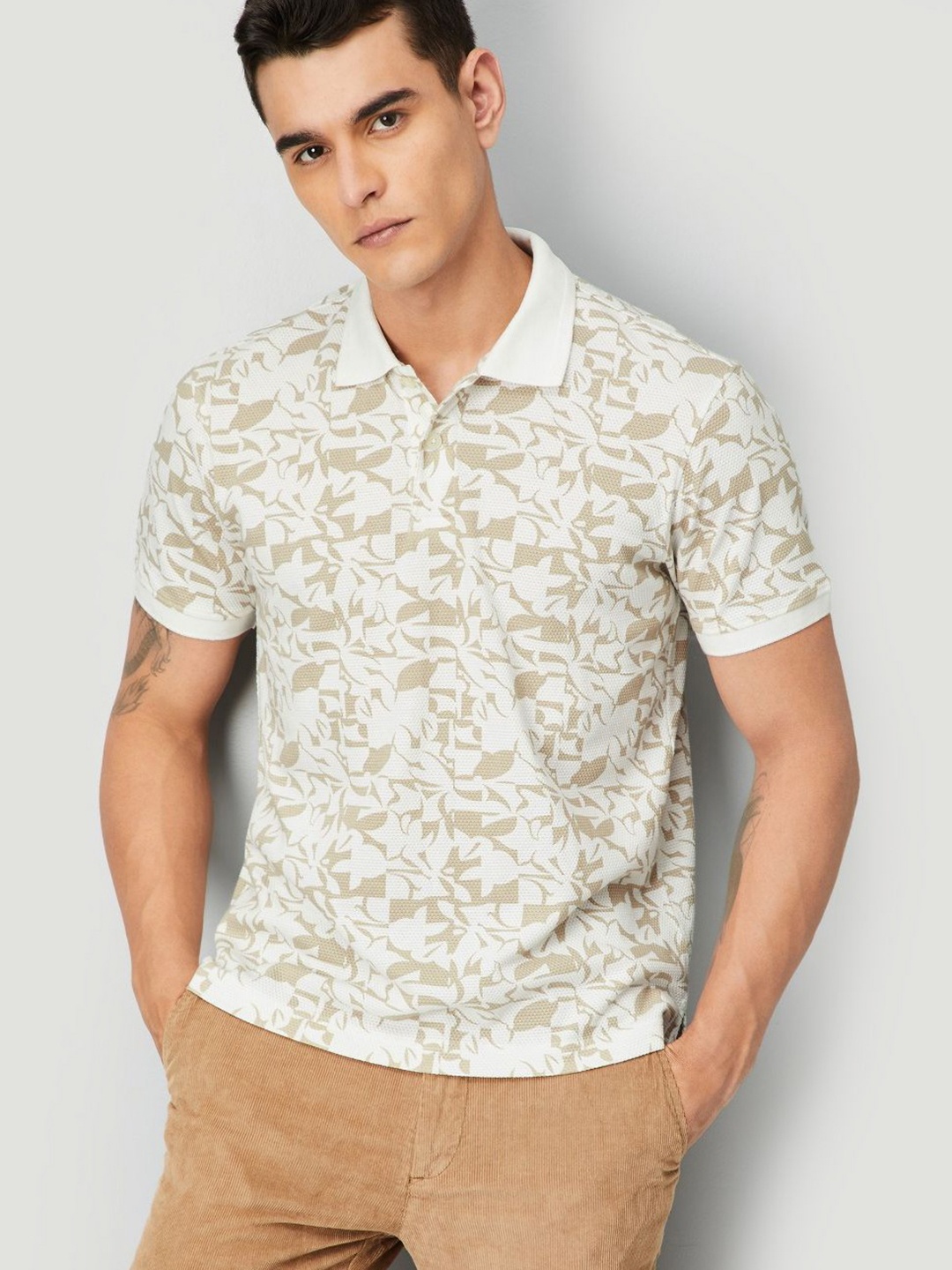 

max Men Floral Printed Round Neck Cotton T-shirt, Cream