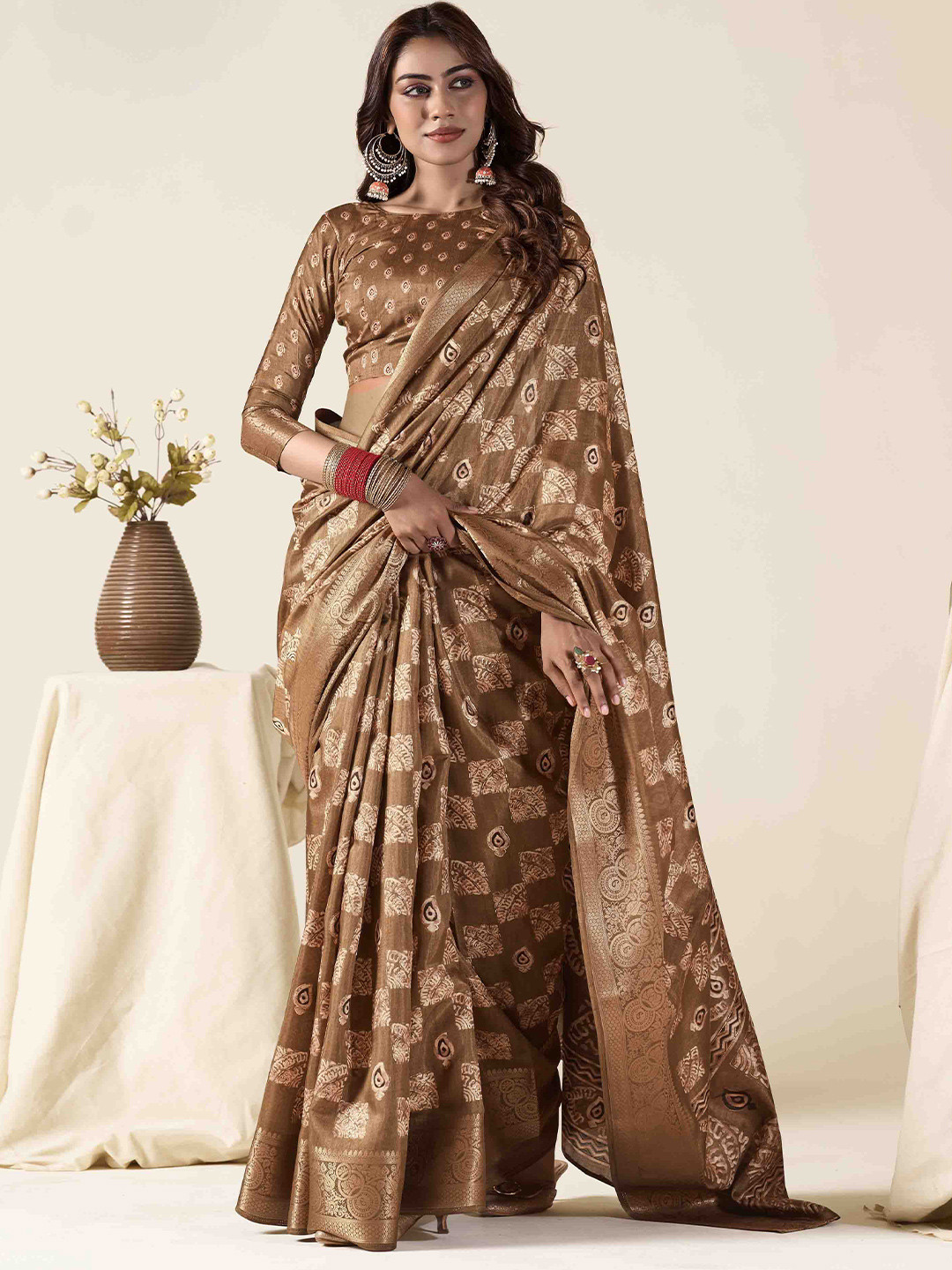 

Mitera Woven Design Zari Saree, Brown