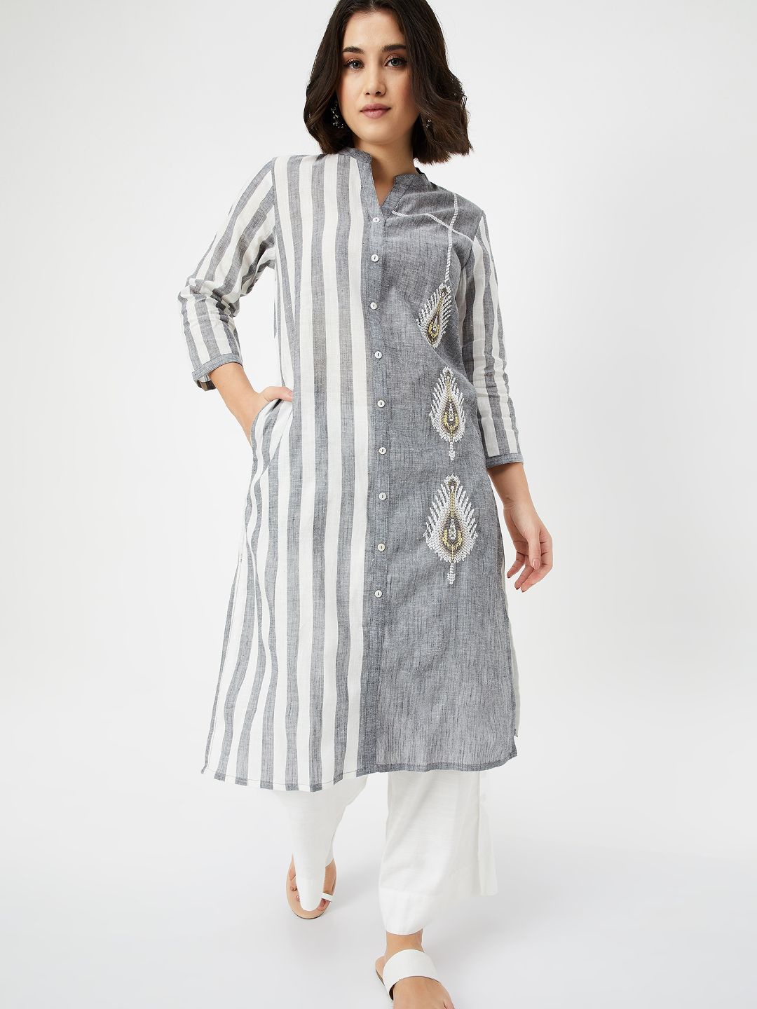

max Women Geometric Embroidered Flared Sleeves Kurta, Grey