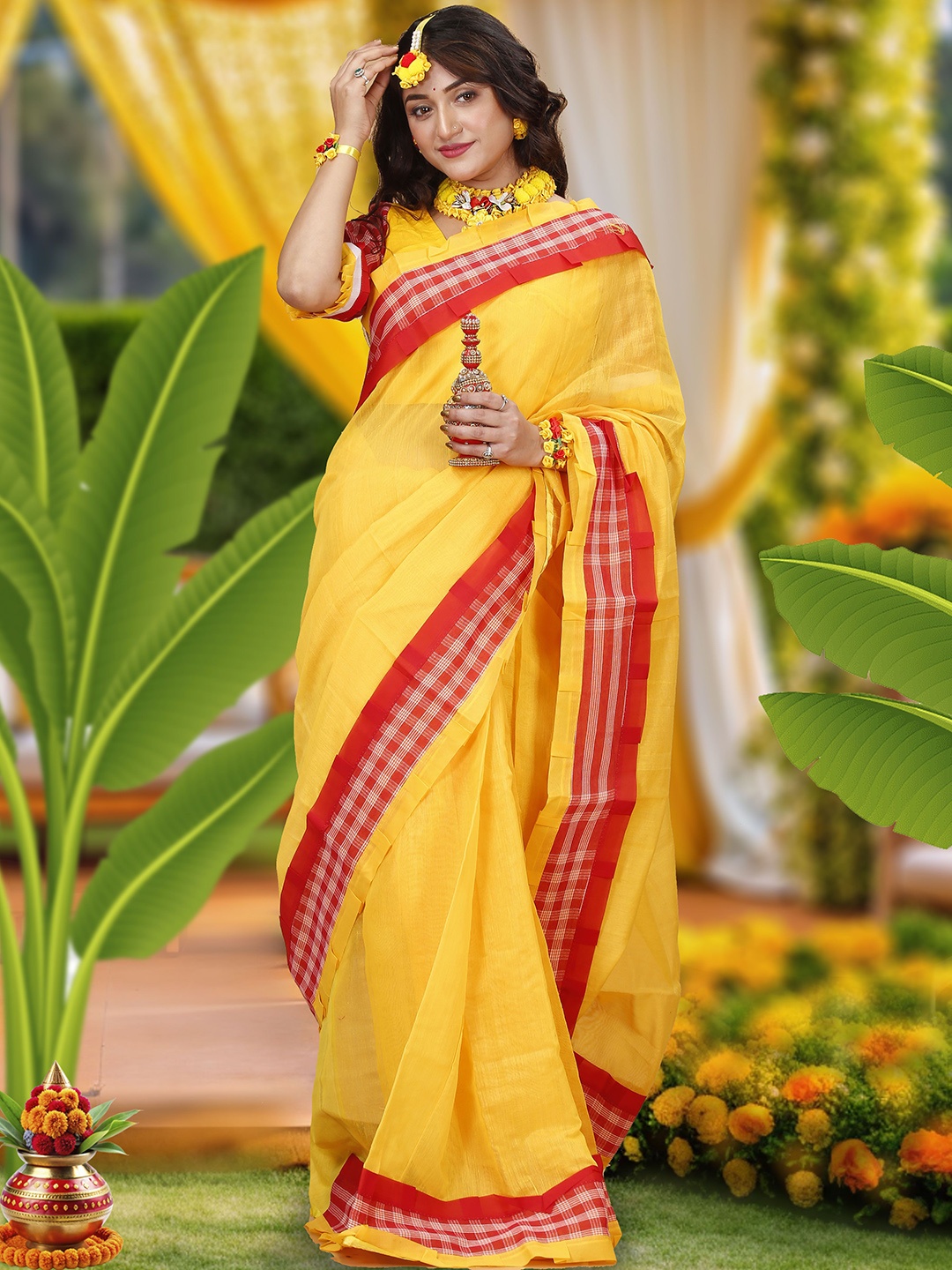 

Ruuprekha Checked Border Haldi Saree, Yellow