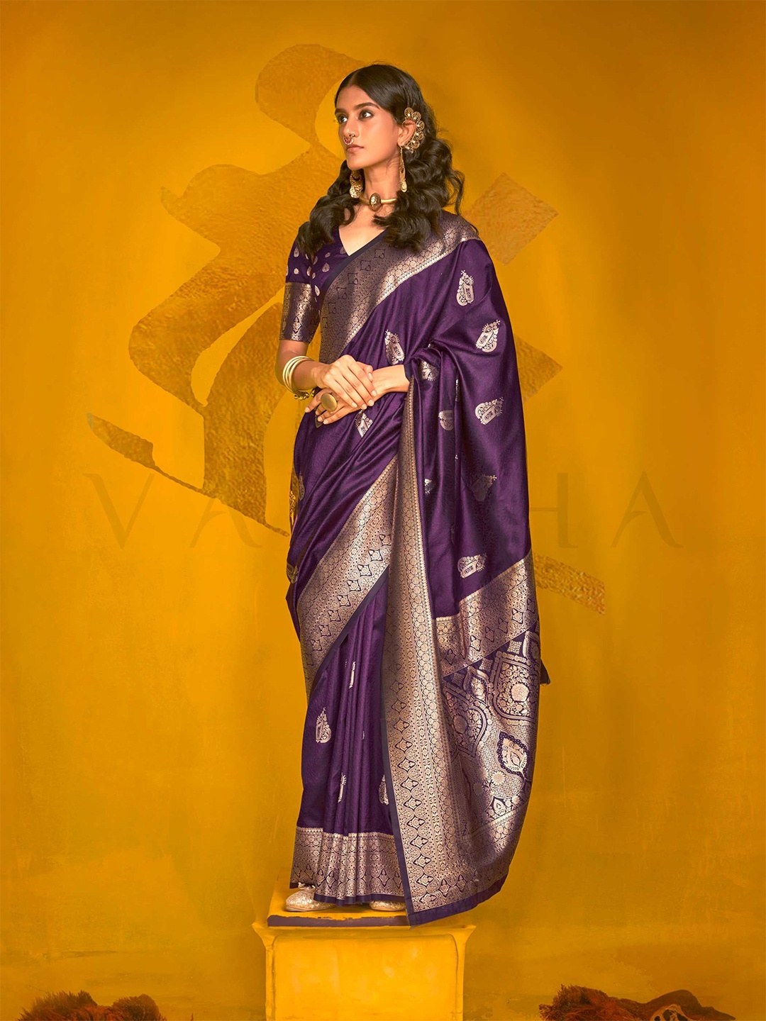 

Vardha Ethnic Motifs Zari Banarasi Saree, Purple
