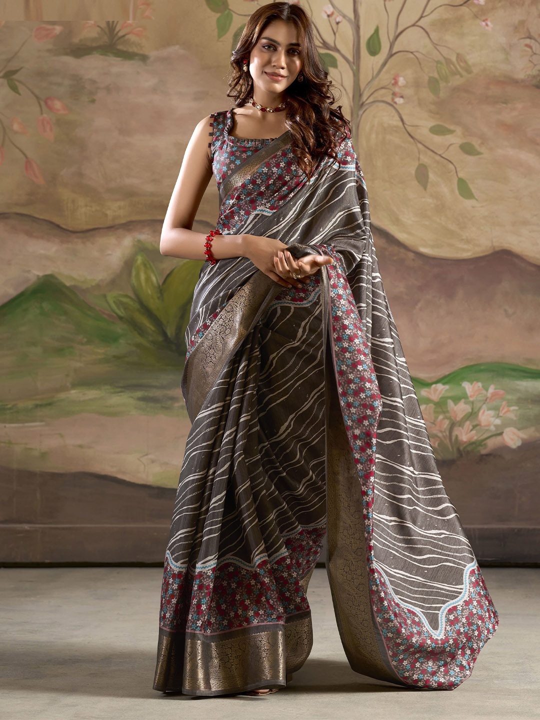 

MAHALASA Abstract Printed Woven Design Zari Saree, Grey