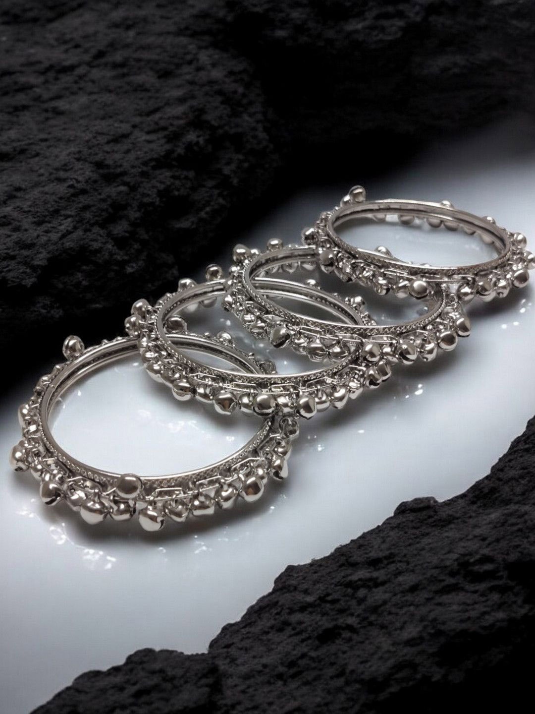 

Sangria Set Of 4 Ghungroo Bangles, Silver