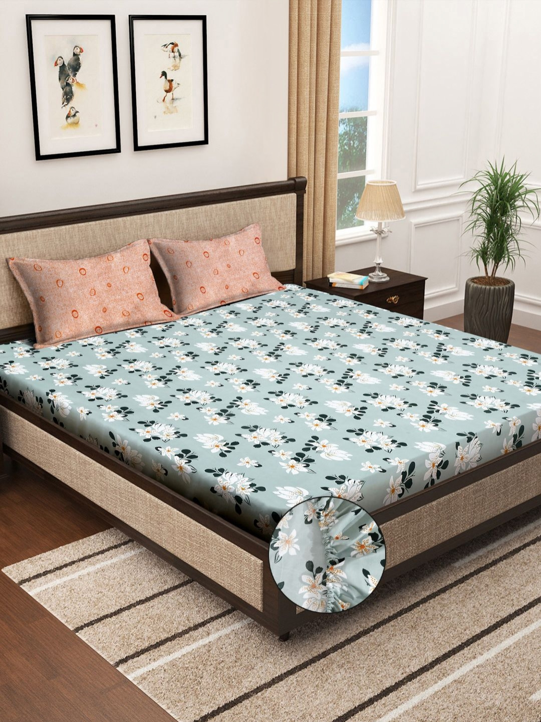 

Myntra Elegant Homes Green & Black Floral Printed 300 TC King Bedsheet Set 2.70m x 2.70m