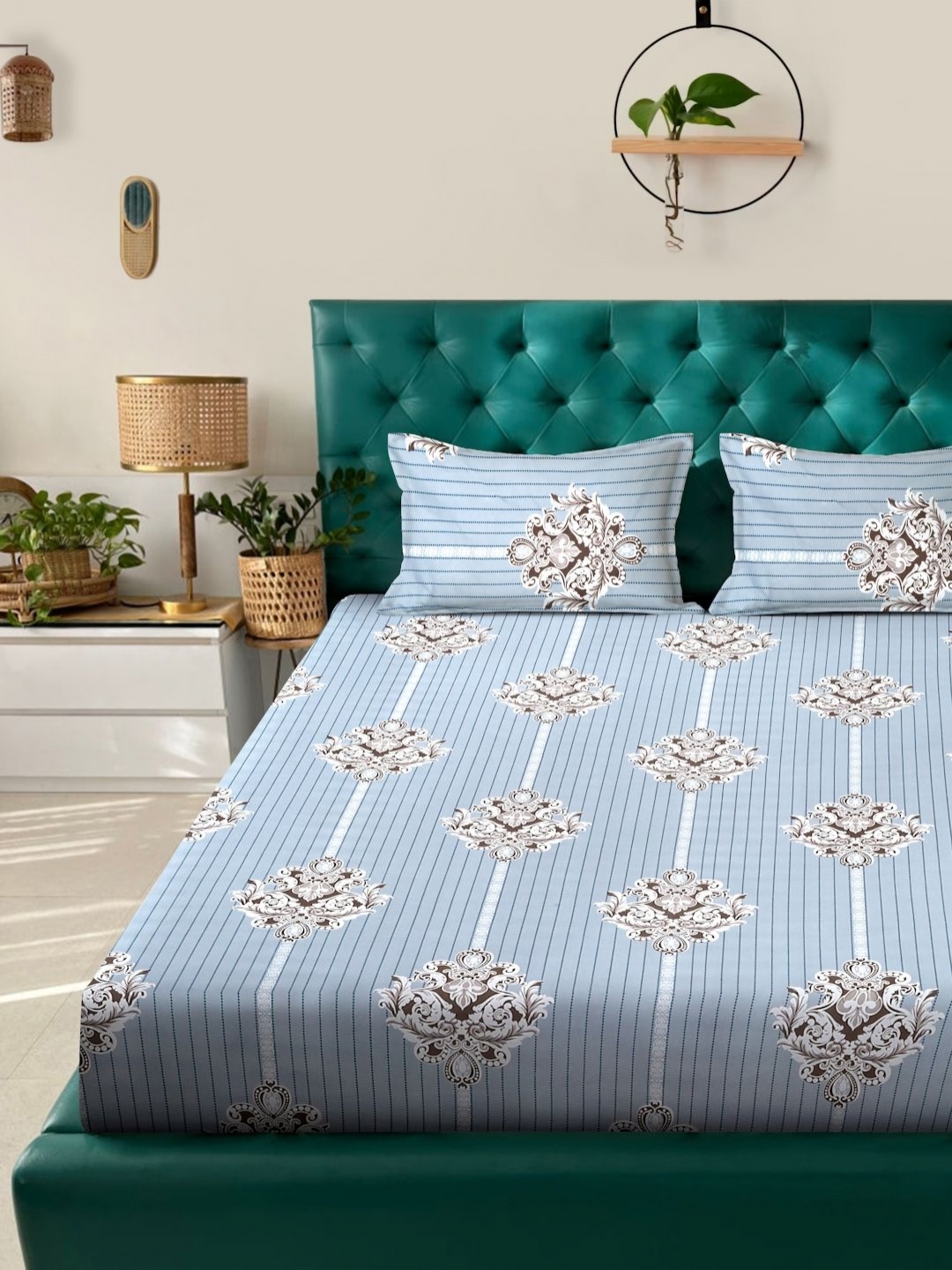 

KLOTTHE Blue & Brown Ethnic Motifs Printed 300 TC Fitted Bedsheet Set 2.50 x 2.25 m, Grey