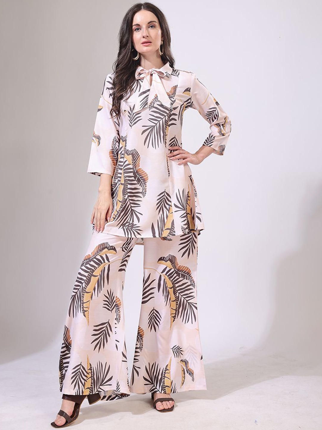 

FAB GALAXY Floral Printed Tie-Up Neck Tunic With Palazzo, Beige