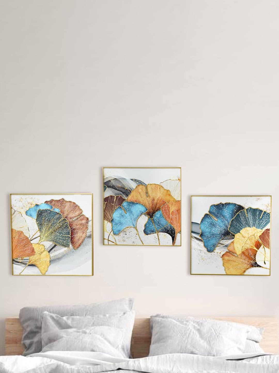 

Royaloak Blue & White 3 Piece Wood Floral and Botanical Wall Paintings