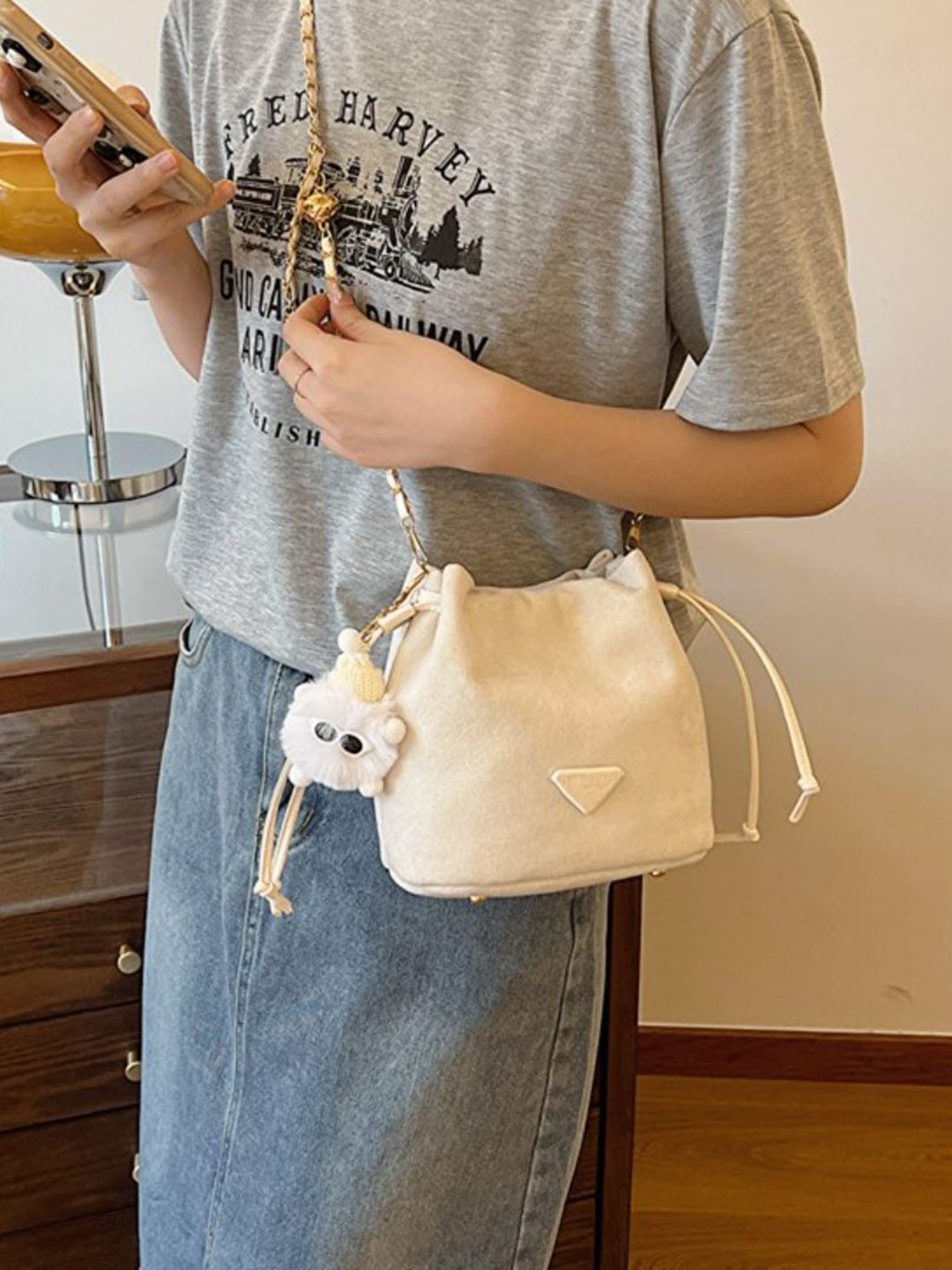 

DressBerry PU Shopper Shoulder Bag with Applique, Cream