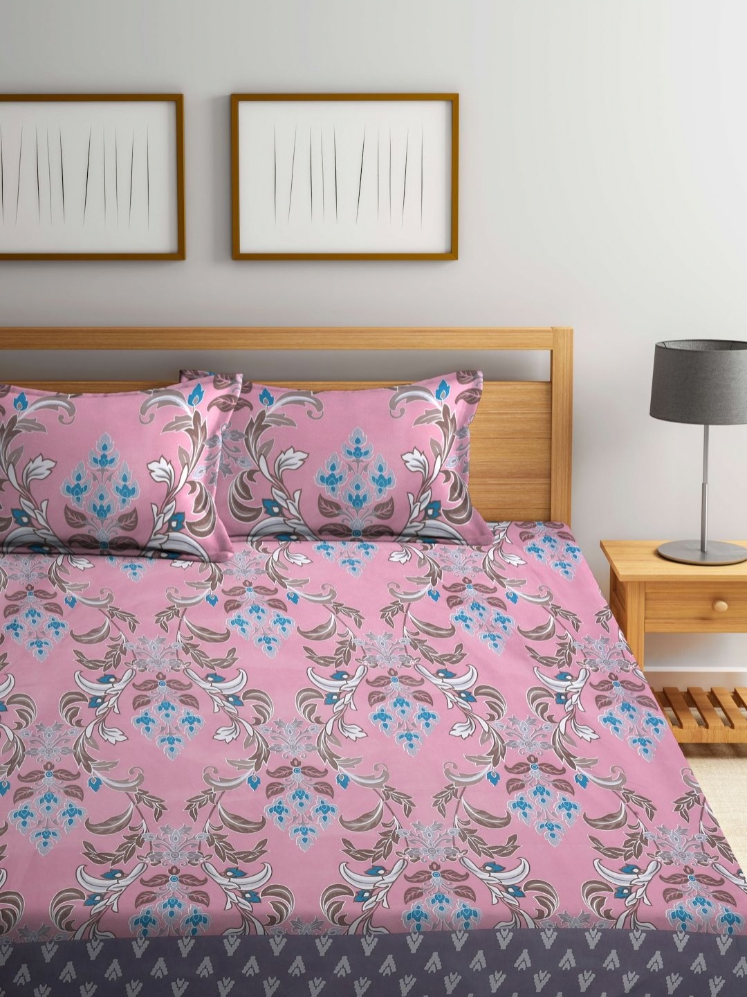 

Myntra Elegant Homes Pink & Blue Printed 300 TC Fitted King Bedsheet Set-270 cm x 270 cm