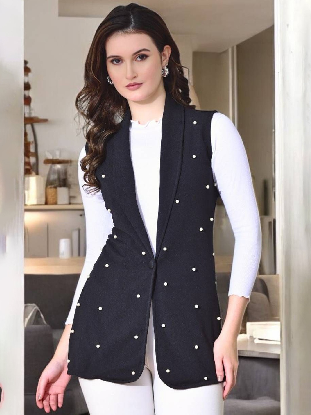 

ZEUGEN Women Button Shrug, Black