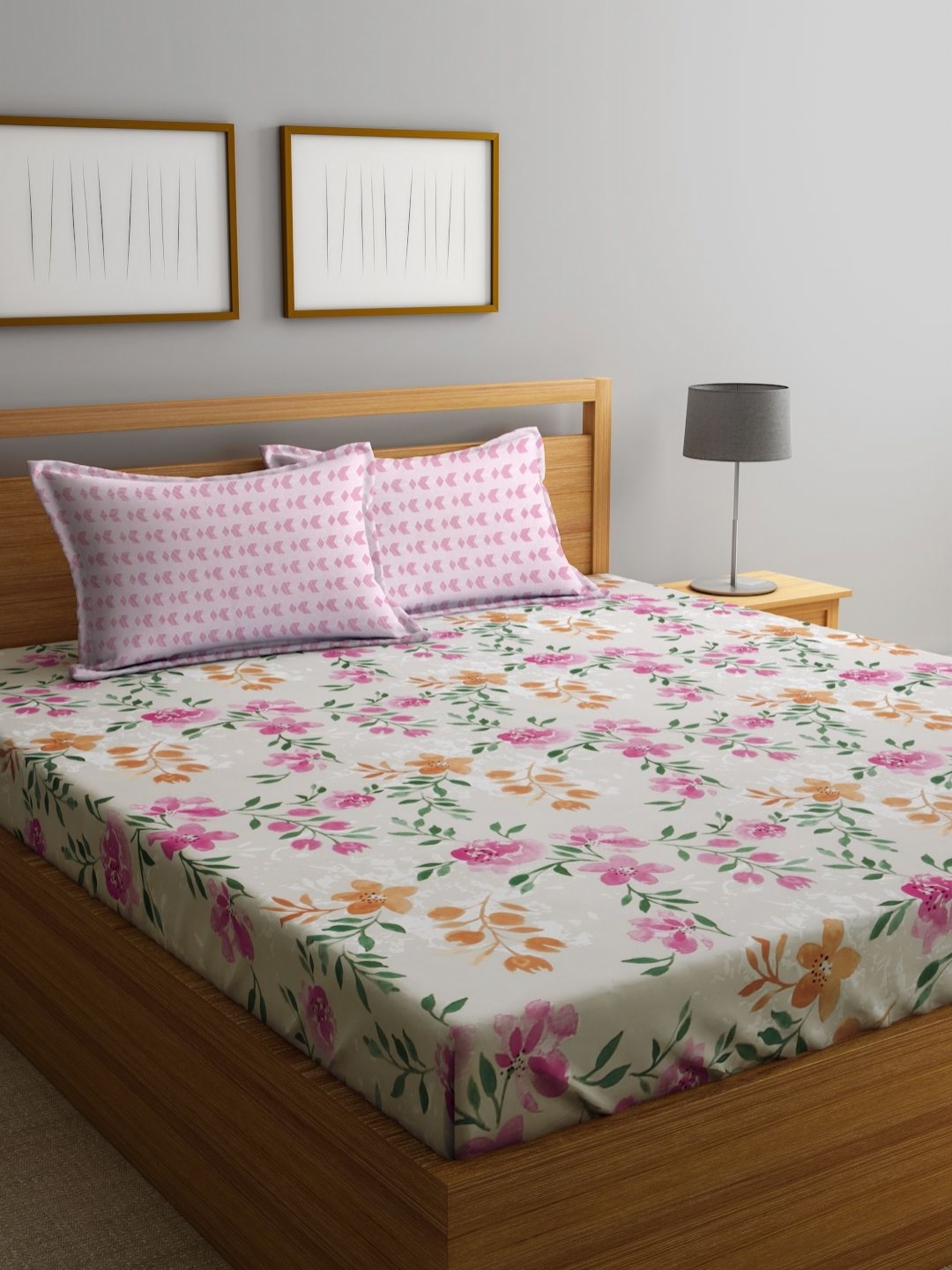 

Myntra Elegant Homes Beige & Pink Printed 300 TC King Bedsheet Set 2.5 m x 2.25 m