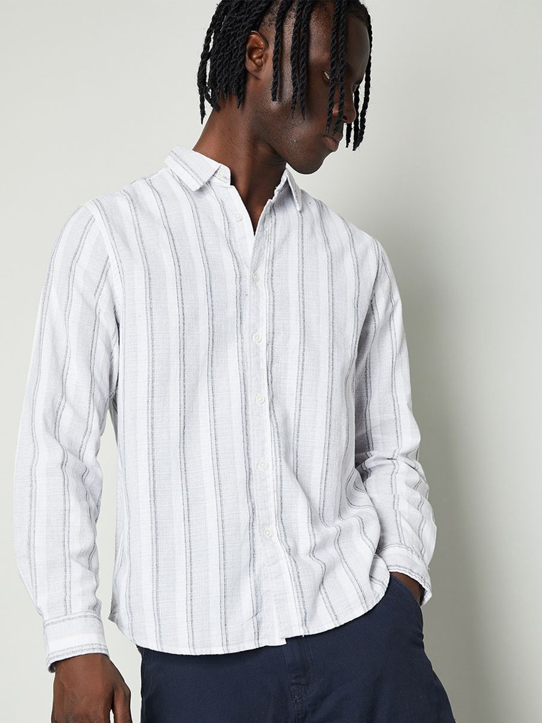 

max Men Opaque Striped Casual Shirt, Grey