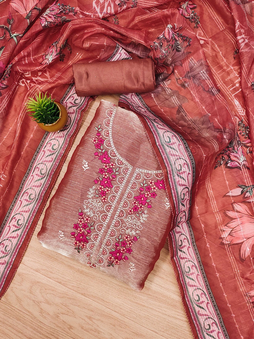 

SHADOW & SAINING Floral Embroidered Thread Work Unstitched Dress Material, Rust