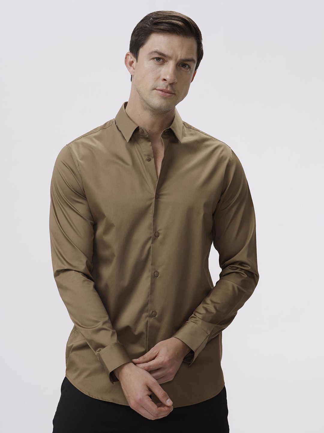 

The Collection Men Classic Slim Fit Opaque Casual Shirt, Brown