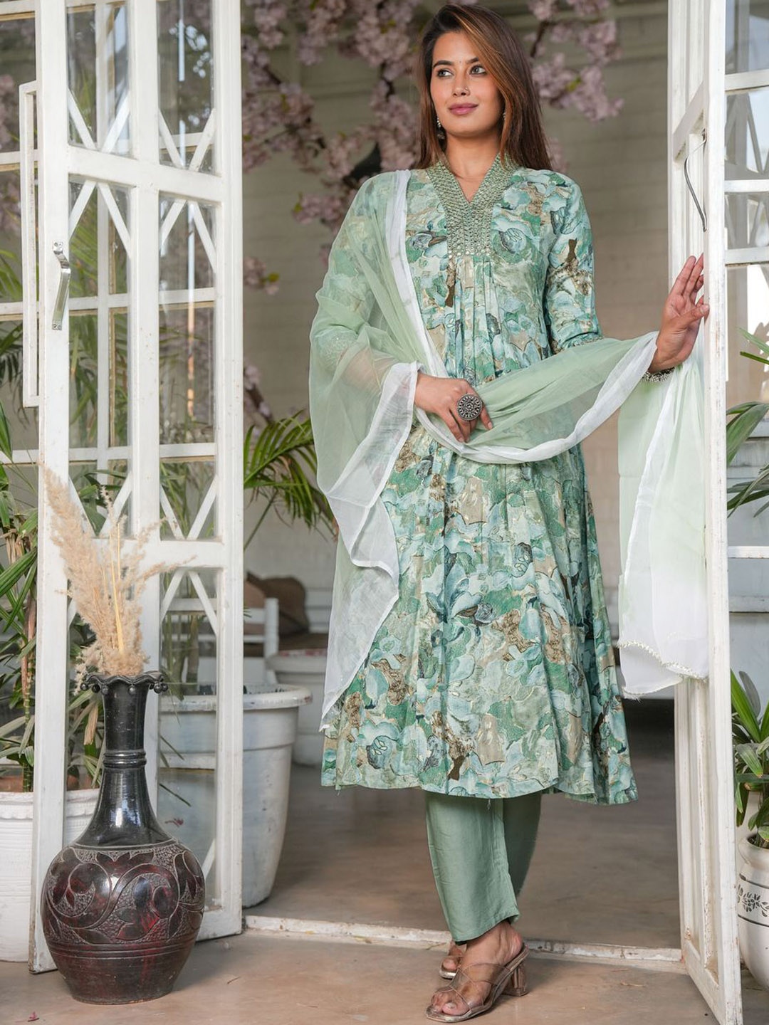 

SINGNI Floral Printed Pleated Mirror Work A-Line Kurta with Trouser & Dupatta, Grey