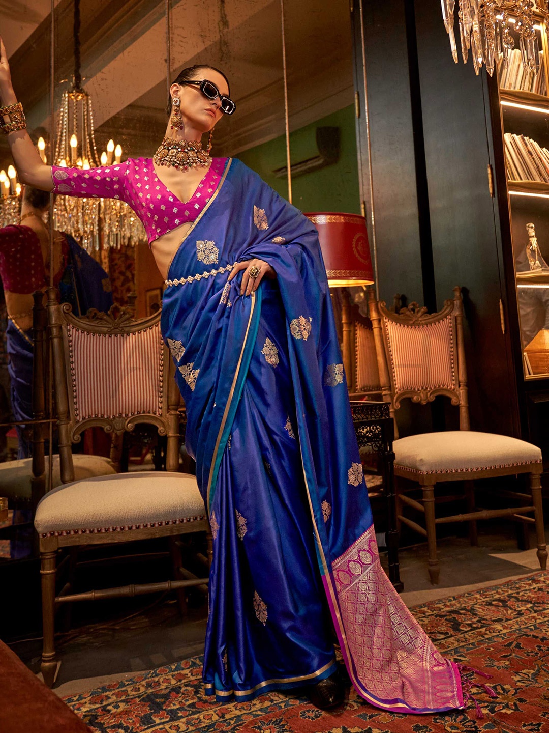

Vardha Woven Design Zari Satin Saree, Blue