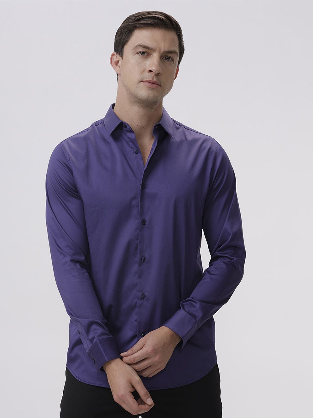

The Collection Men Classic Slim Fit Opaque Casual Shirt, Purple