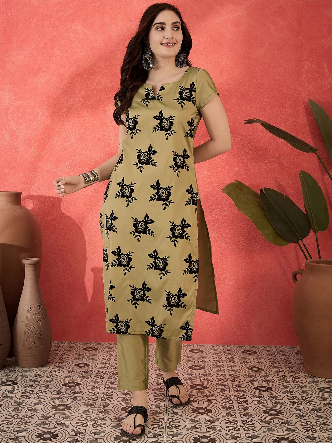 

Sangria Floral Embroidered Thread Work Straight Kurta With Trouser, Green