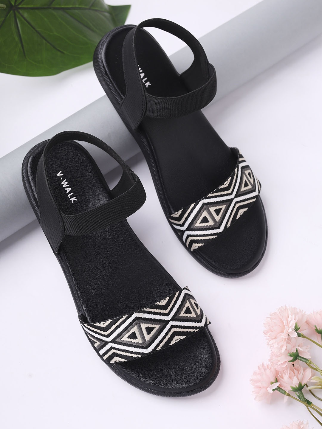 

V-WALK Women Printed Open Toe Flats with Bows, Black