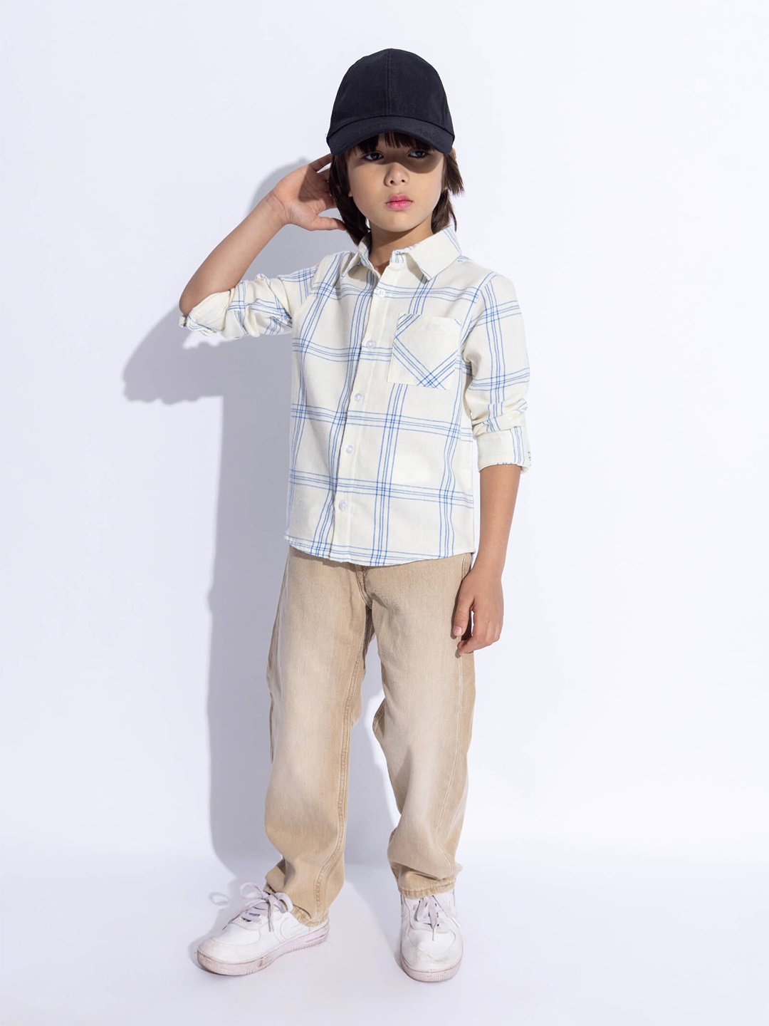 

taffykids Boys Comfort Opaque Checked Casual Shirt, Off white