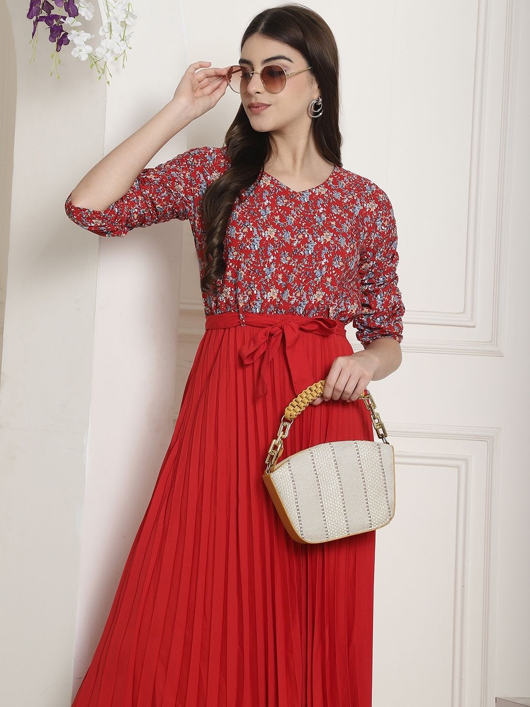 

Metronaut Women Floral Printed Fit & Flare Midi Dress, Red