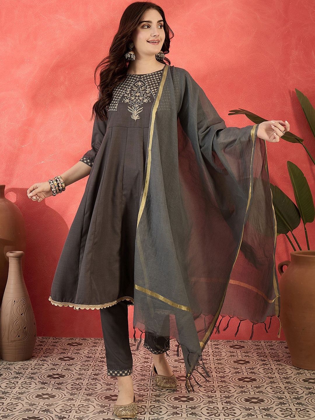 

Sangria Ethnic Motifs Embroidered Gotta Patti Anarkali Kurta with Trouser & Dupatta, Grey