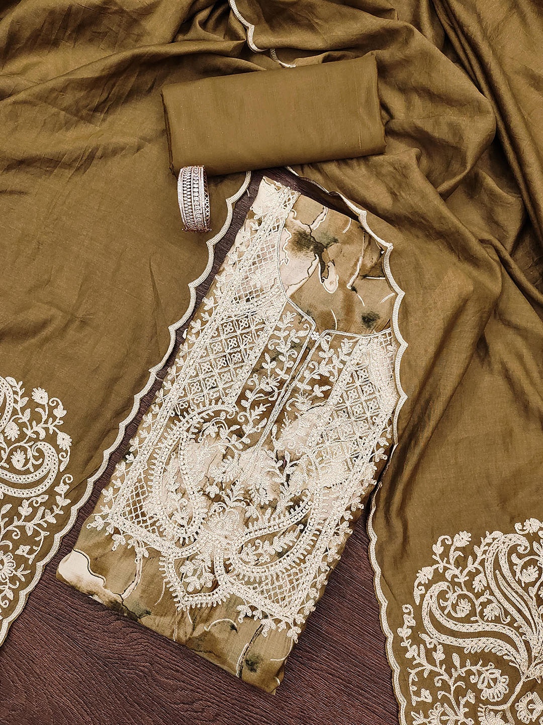 

SHADOW & SAINING Floral Printed Thread Work Semi-Stitched Dress Material, Brown
