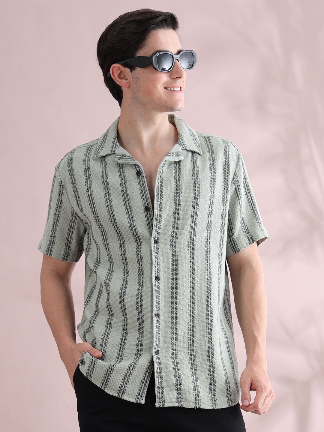 

StitchX Men Textured Striped Short Sleeve Casual Shirt, Green