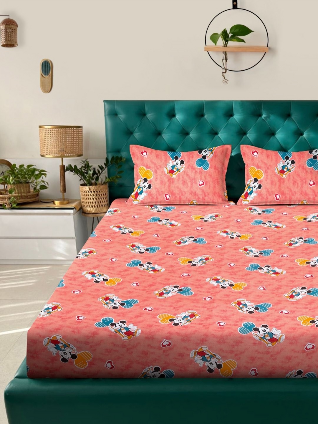 

KLOTTHE Orange-Coloured Cartoon Printed 400 TC Cotton Bedsheet Set 2.50 x 2.25 m