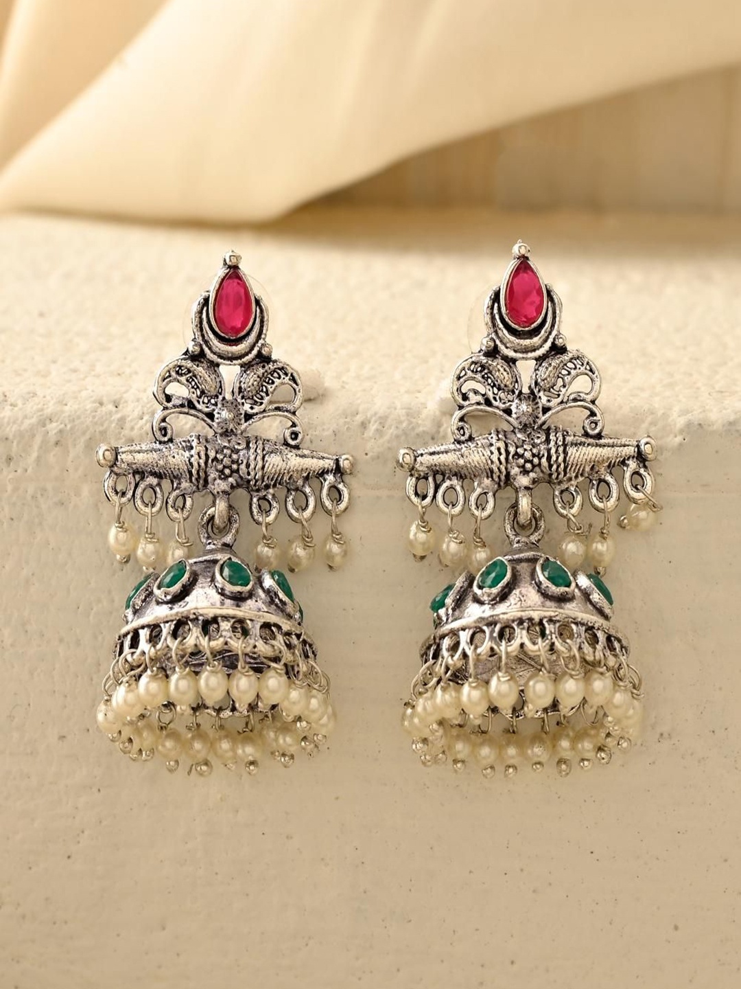 

DASTOOR Silver-Plated Artificial Stones Studded and Beads Beaded Dome Shaped Jhumkas