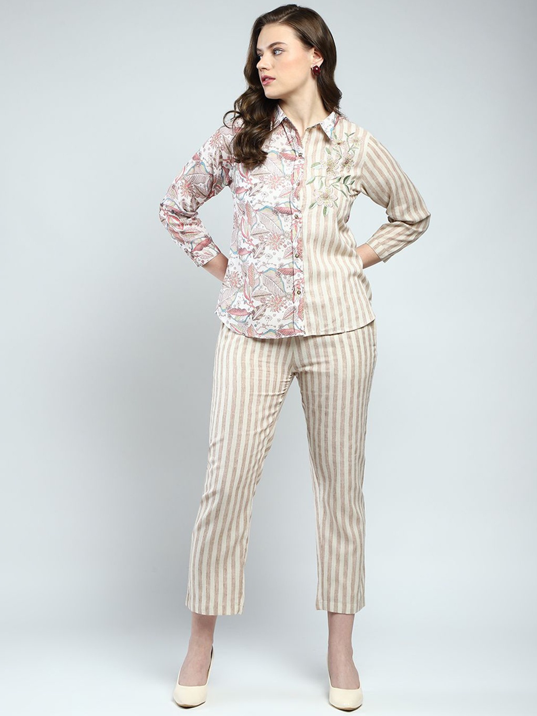 

Monte Carlo Floral Printed Shirt Collar Shirt With Trousers, Beige