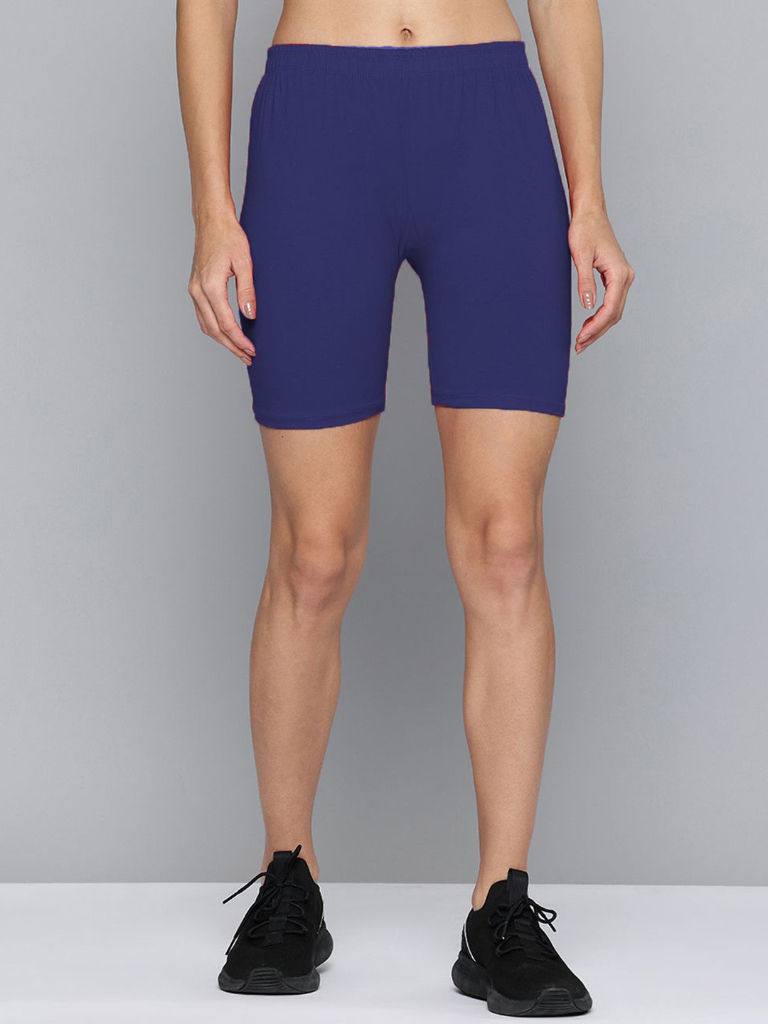 

Jinfo Women Skinny Fit Cycling Sports Shorts, Navy blue
