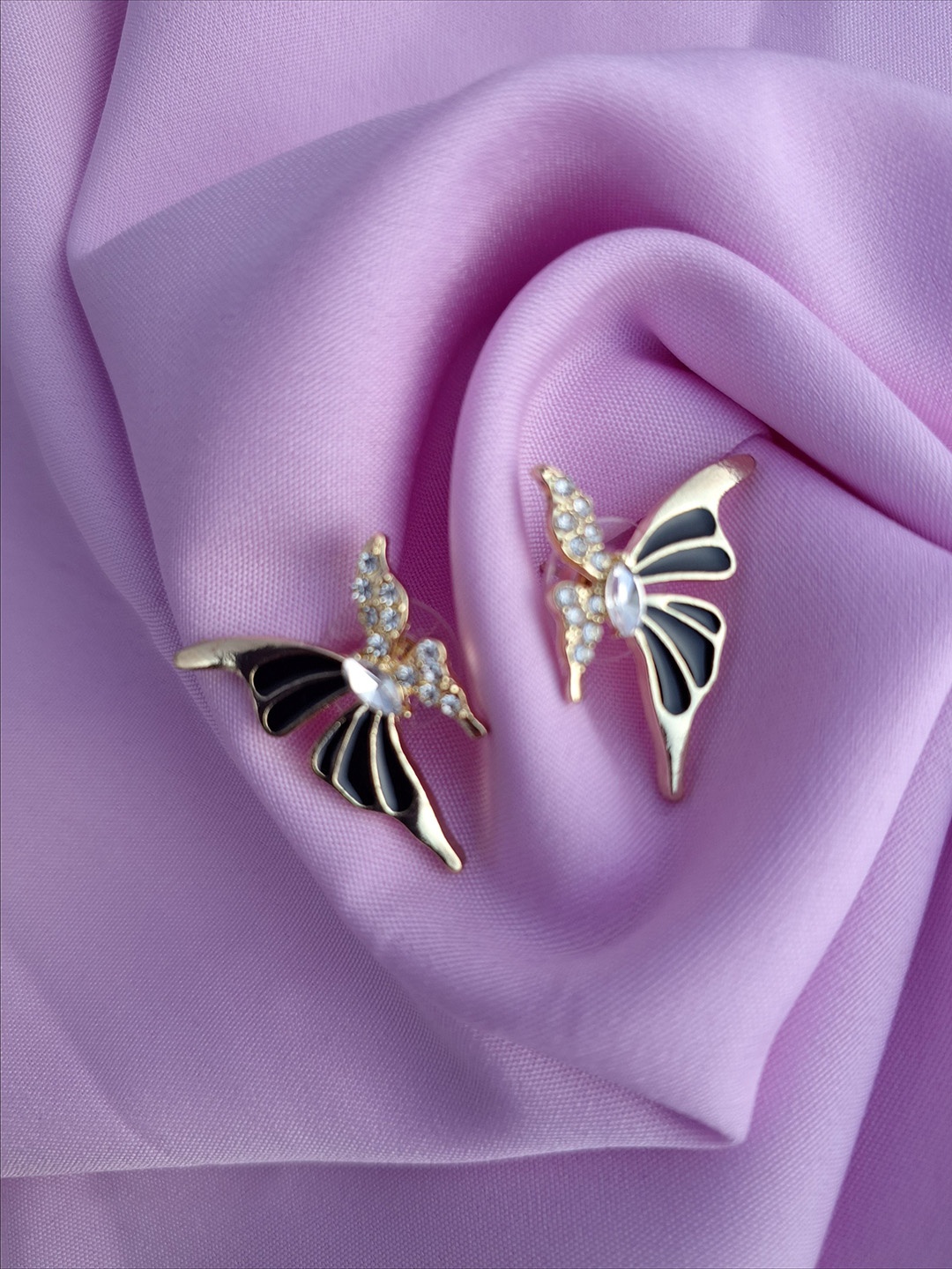 

Z HOME Gold Plated Contemporary Crystals Studs Earrings