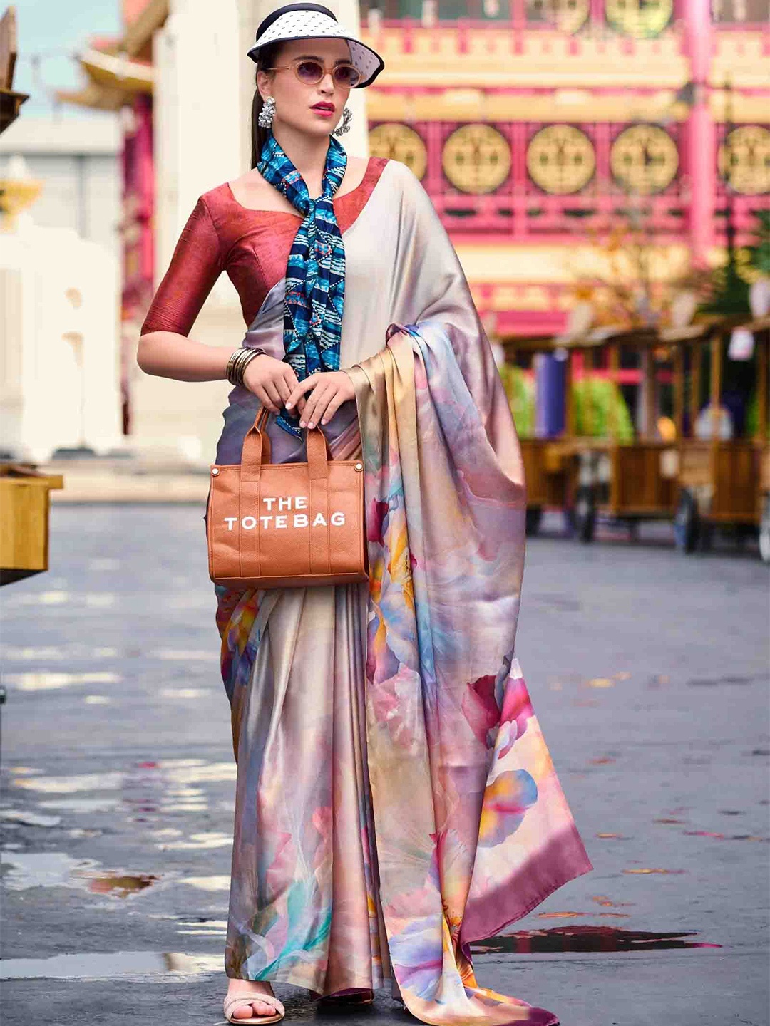 

Mitera Floral Printed Satin Saree With Unstitched Blouse Piece, Grey