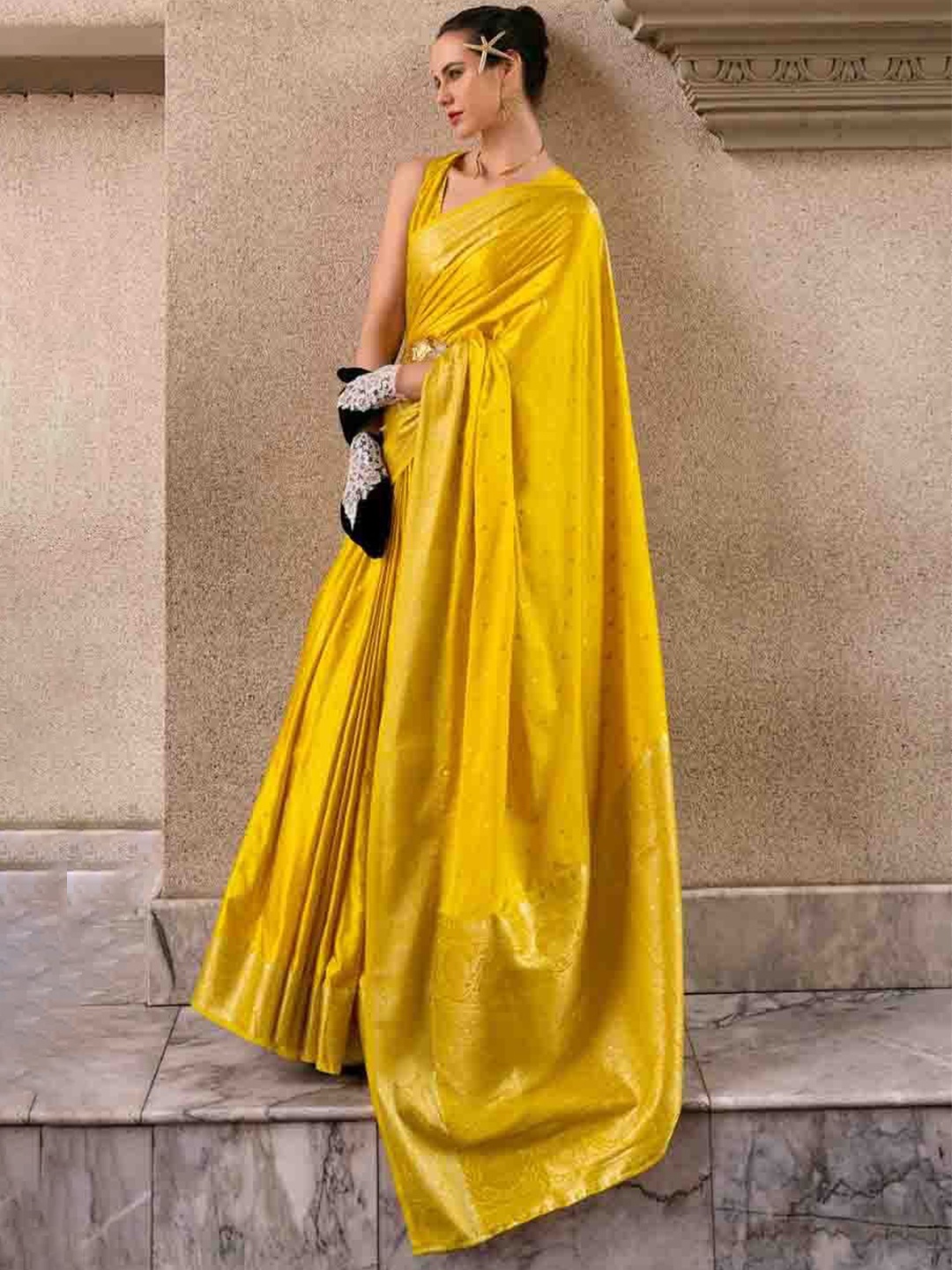 

Mitera Woven Design Zari Banarasi Saree With Unstitched Blouse Piece, Yellow