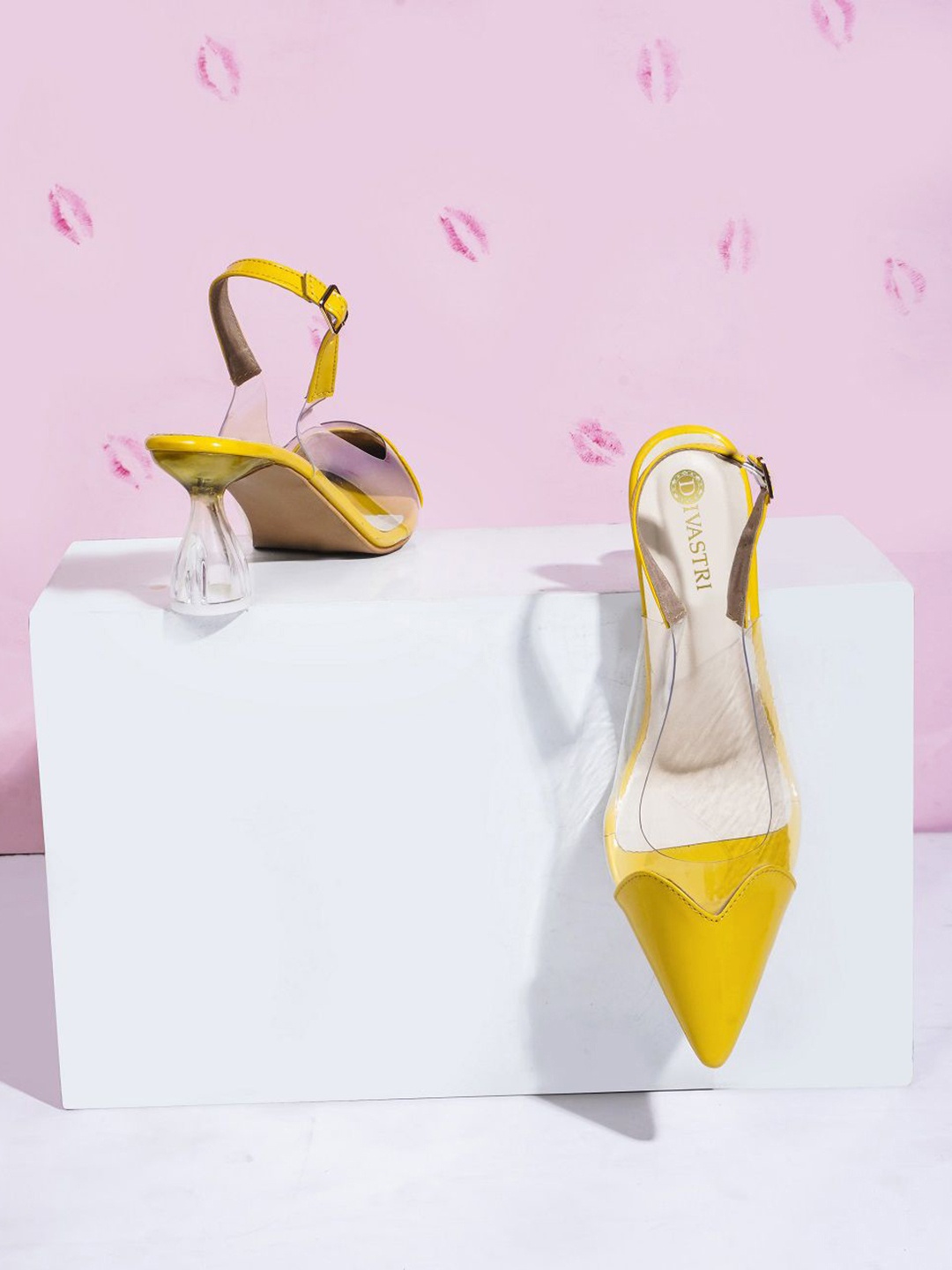 

DIVASTRI Women Pointed Toe Platform Heel Pumps, Yellow