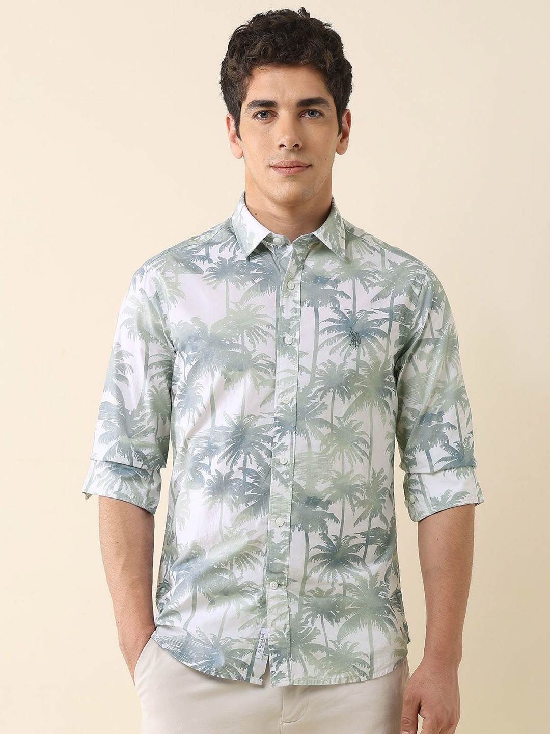 

U.S. Polo Assn. Men Classic Tailored Fit Spread Collar Floral Printed Cotton Casual Shirt, White