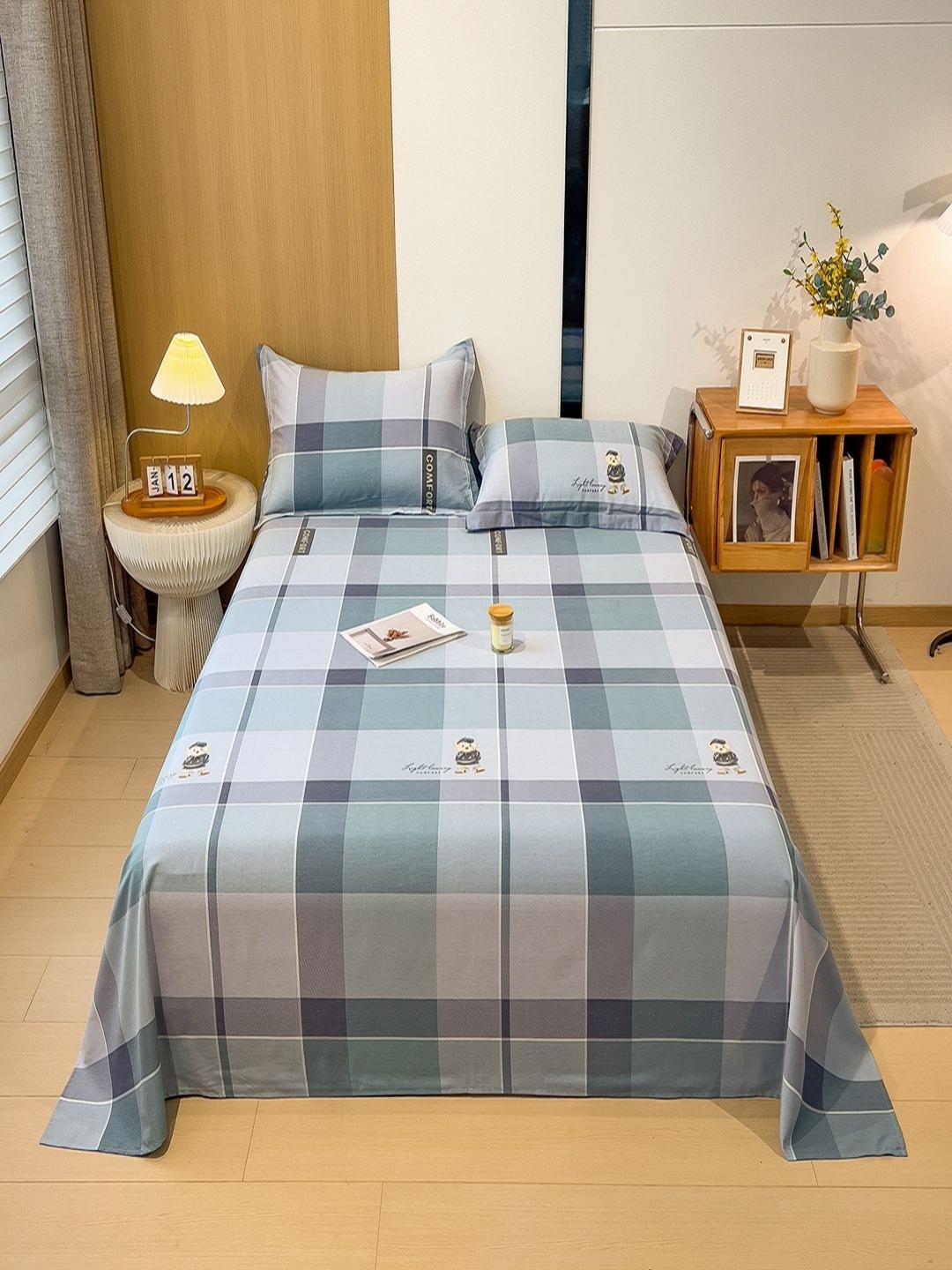 

JC HOME Grey & White Checked 140 TC Single Bedsheet Set 1.60 m x 2.30 m