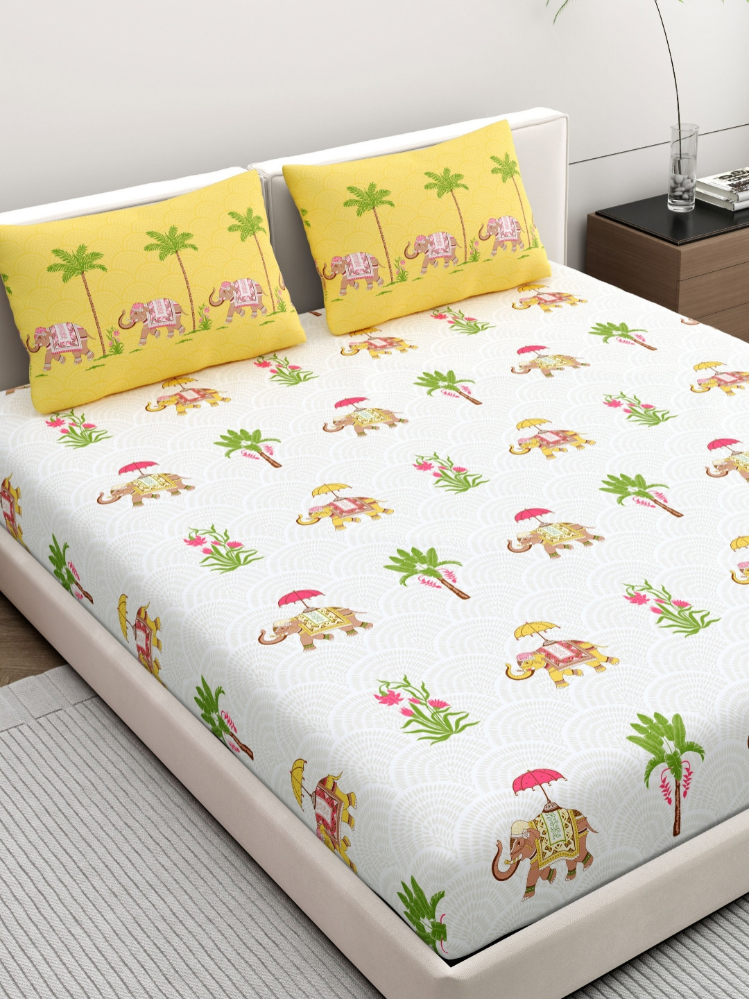 

Home Ecstasy White Printed Pure Cotton 140TC Double King Bedsheet Set 2.20 m x 2.74 m, Yellow