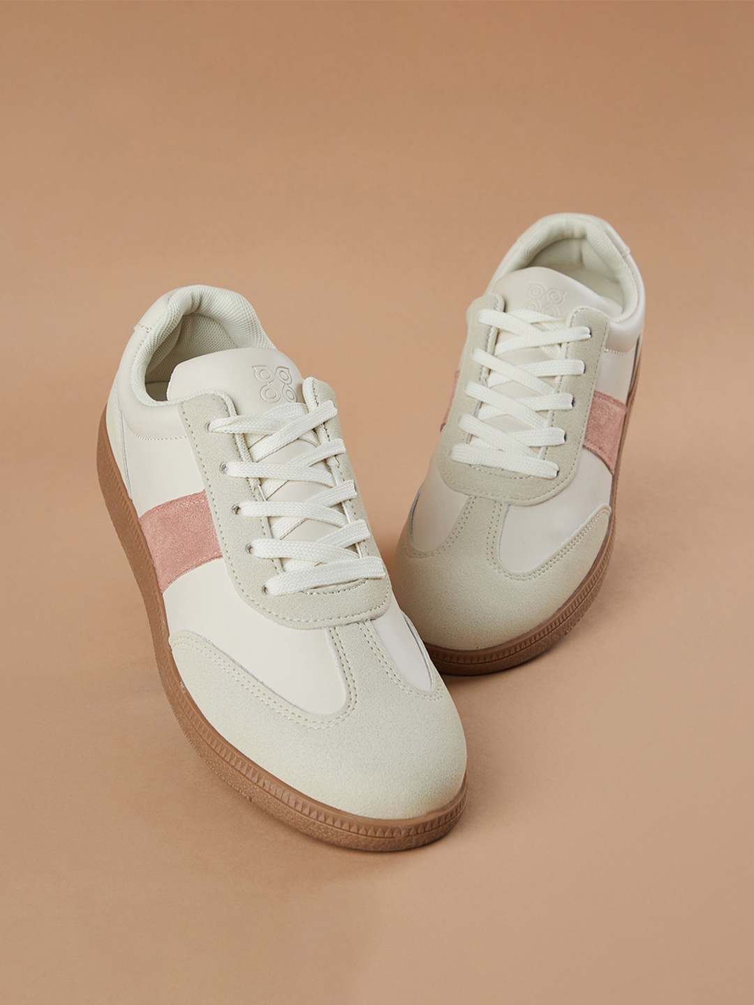 

Ginger by Lifestyle Women PU Sneakers, Pink