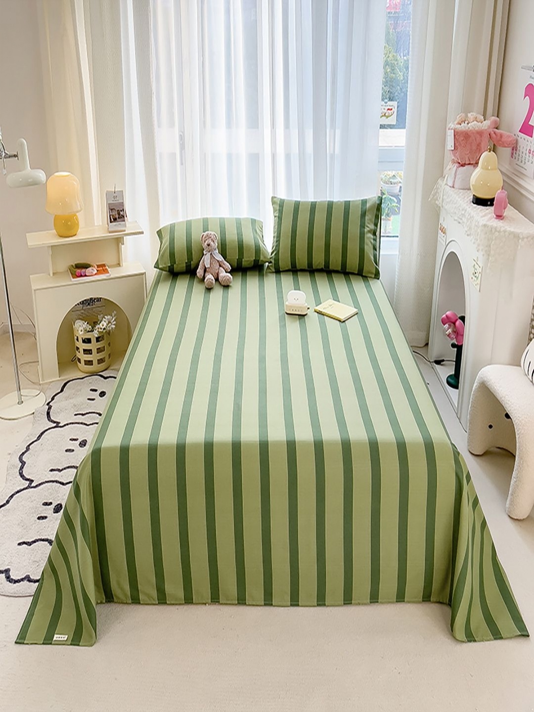 

JC HOME Green Striped 140 TC King Size Bedsheet Set