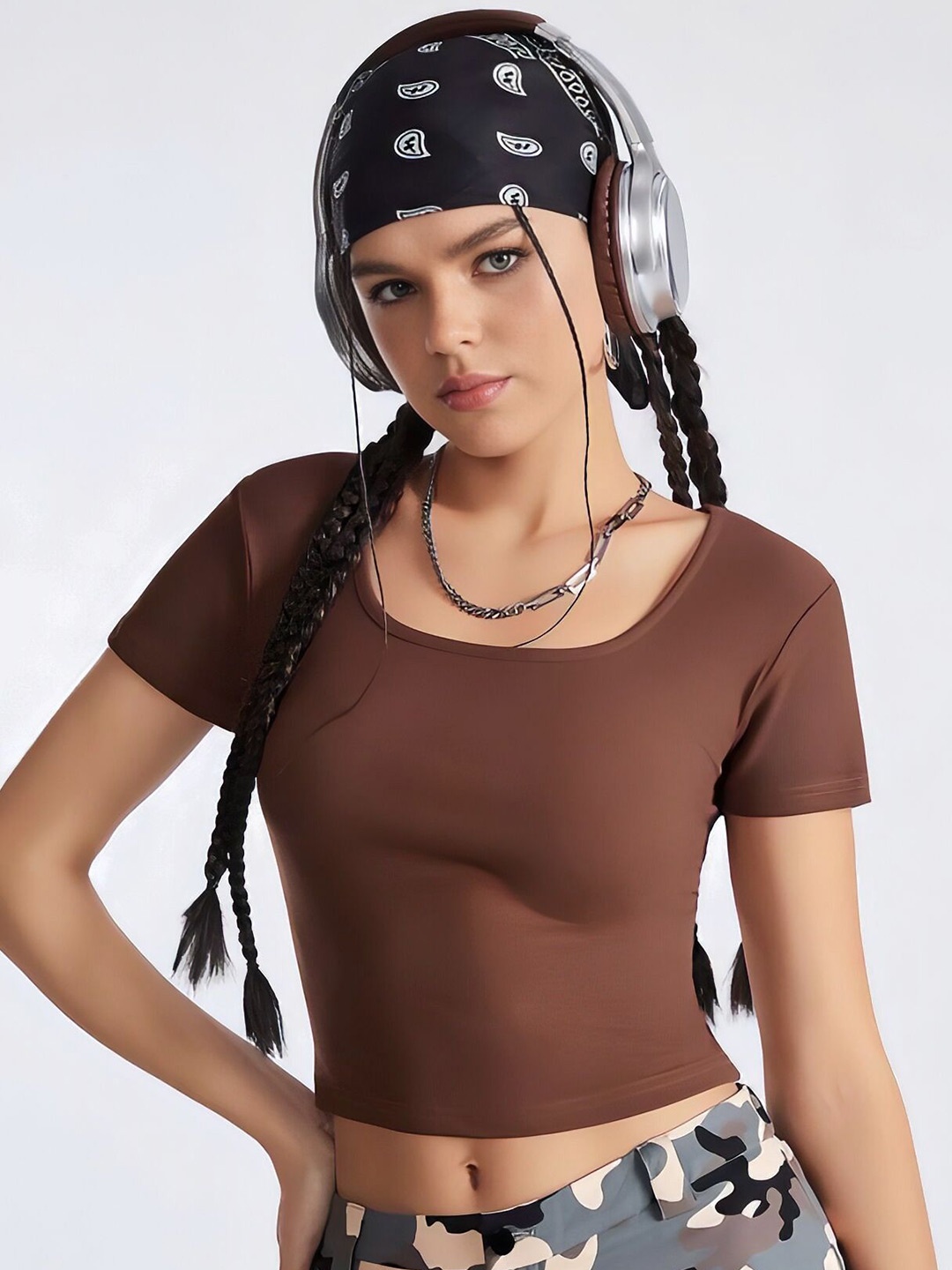 

CORSICA Women Round Neck Short Sleeves Crop Fitted Top, Brown