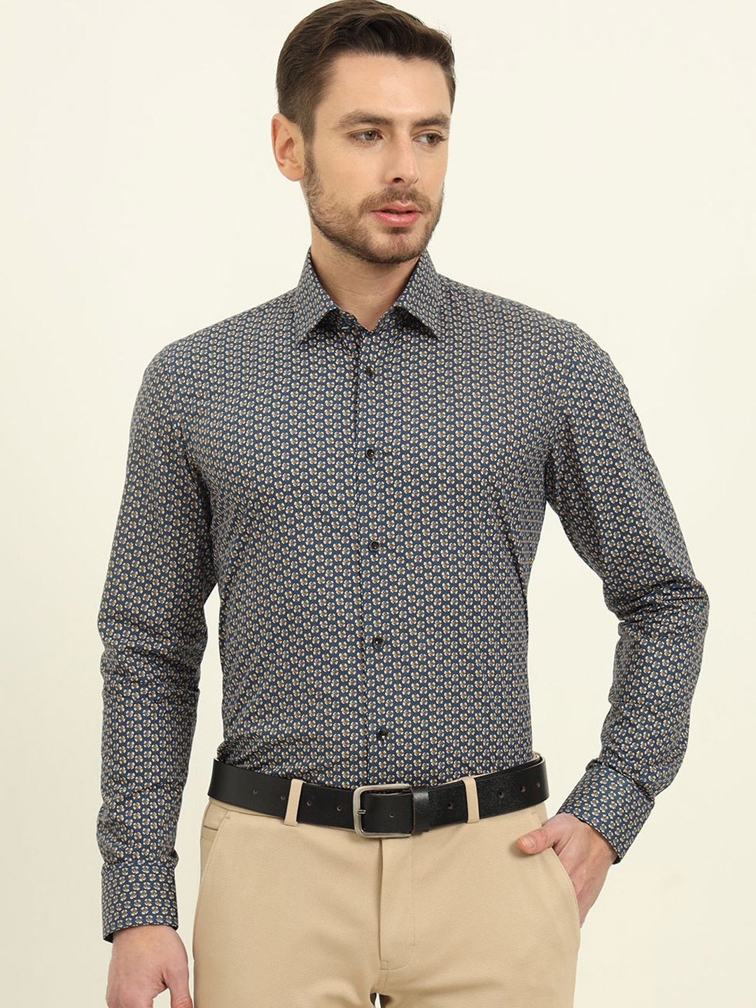

WYRE Men Slim Fit Spread Collar Floral Printed Cotton Formal Shirt, Blue