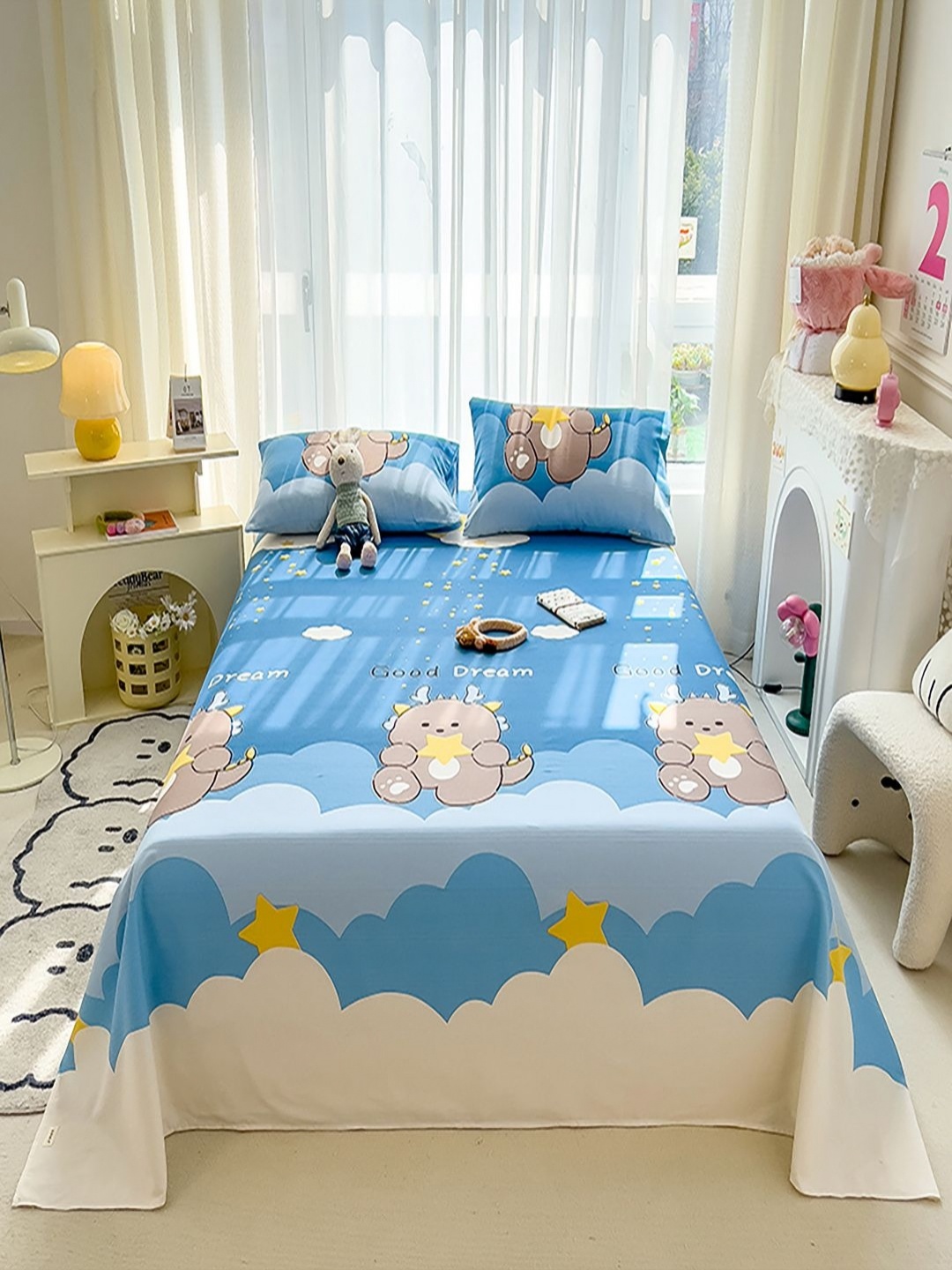 

JC HOME Blue & White Printed 140 TC Double King Bedsheet Set - 2 m x 2.45 m