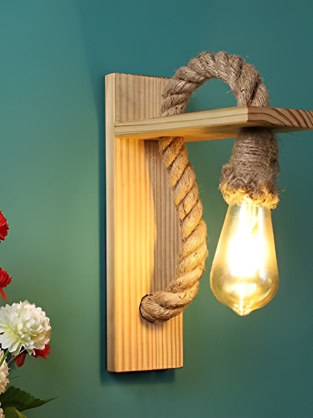 

KINIS Beige & White Textured Wooden Abstract Shaped Wall Lamp With Bulb