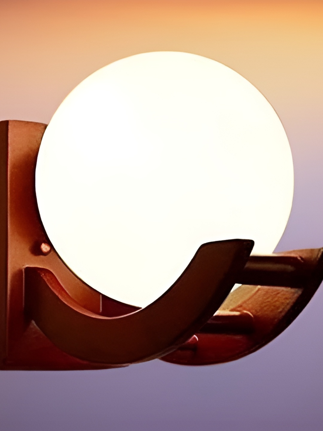 

KINIS Brown & White Quirky Abstract Shaped Wood Wall Lamp