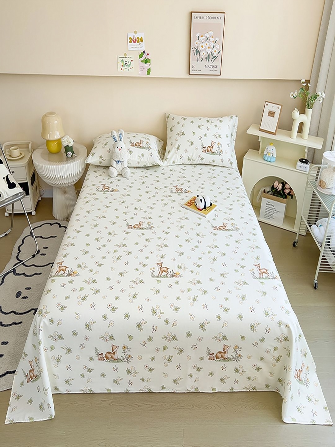 

JC HOME White & Brown Printed 220 TC Pure Cotton Single Bedsheet Set- 1.6 m x 2.3 m