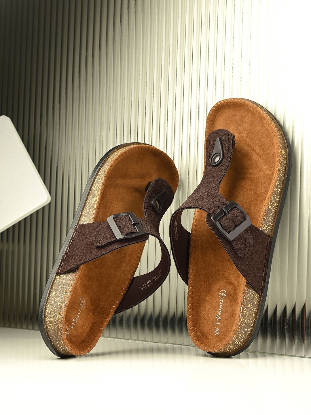 

WAINERS Men Leather Comfort Sandals, Brown